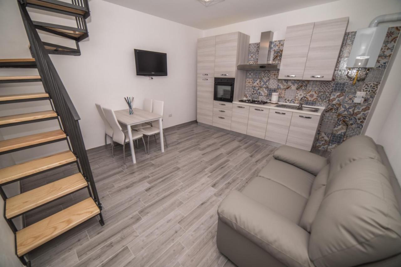 Casa Langellotti Smart Lejlighed Napoli Eksteriør billede