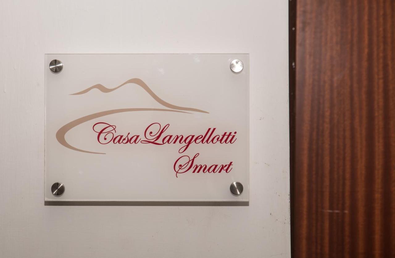 Casa Langellotti Smart Lejlighed Napoli Eksteriør billede