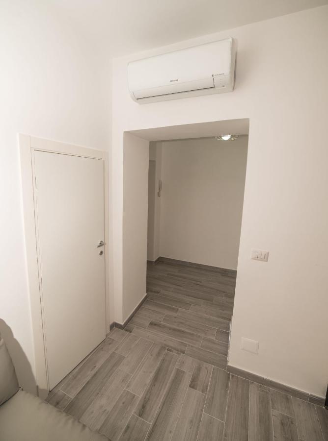 Casa Langellotti Smart Lejlighed Napoli Eksteriør billede